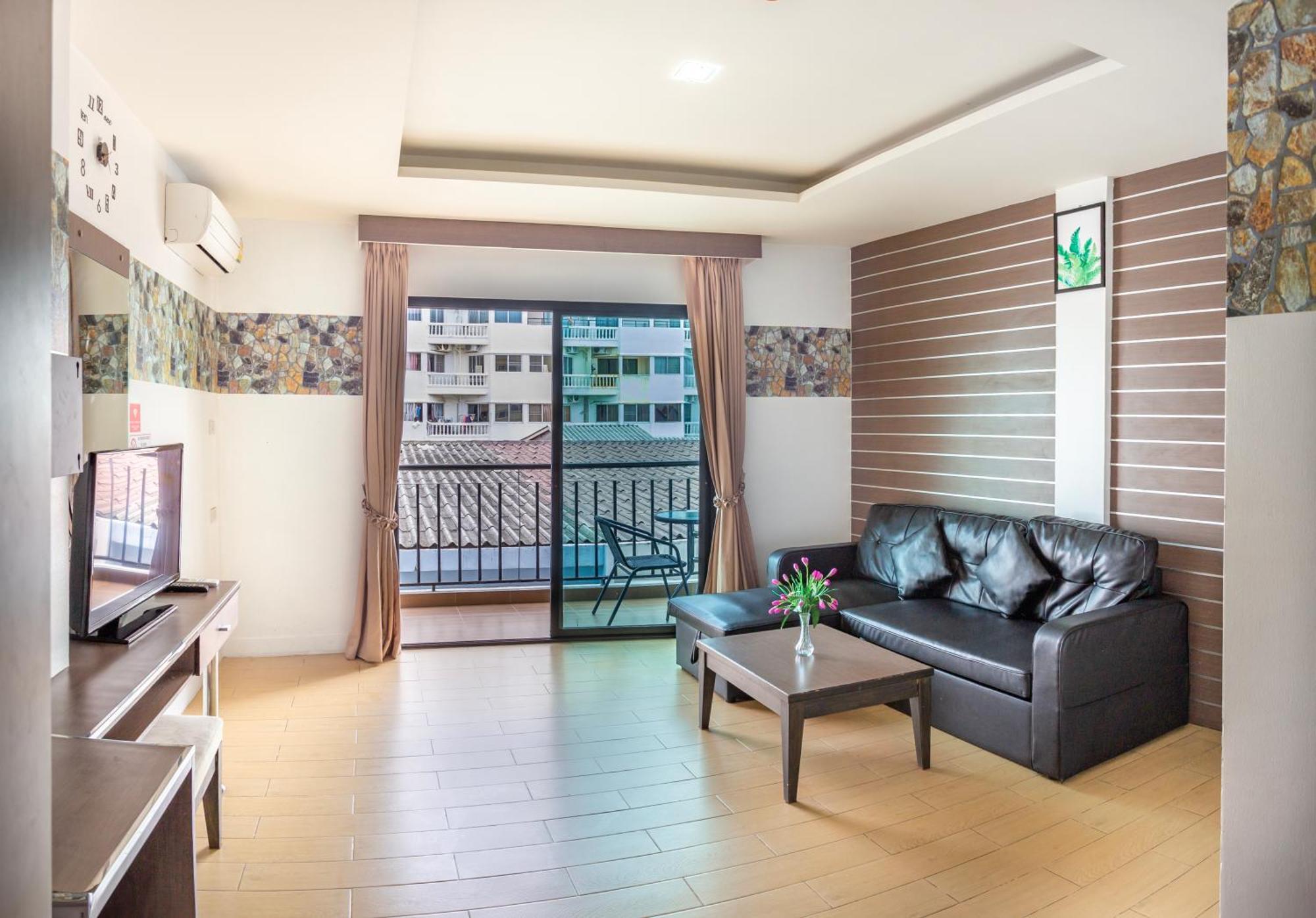Scandia Beach Hotel Pantai Jomtien Bagian luar foto